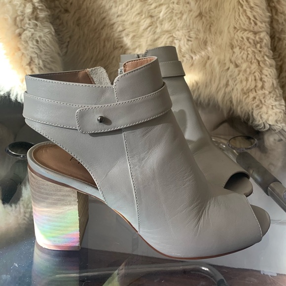 FIRTH Open Toed Booties - Picture 4 of 7